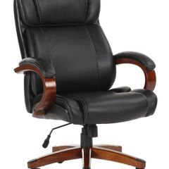 Кресло офисное BRABIX PREMIUM "Magnum EX-701" (дерево, рециклированная кожа, черное) 531827 в Губкинском - gubkinskiy.mebel24.online | фото 1