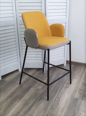 Полубарный стул NYX (H=65cm) VF106 желтый / VF120 серый М-City в Губкинском - gubkinskiy.mebel24.online | фото 2