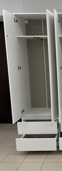 Шкаф 2-ств. с 2 ящиками и вешалкой "Бьянко" в Губкинском - gubkinskiy.mebel24.online | фото 2